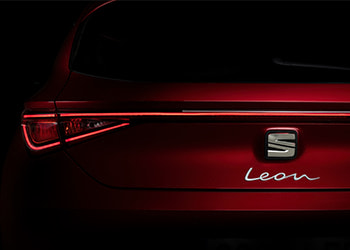 SEAT Leon – 20 lat innowacji w oświetleniu (footage)
