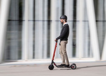 Światowy Kongres Smart City Expo: nowy eXS KickScooter i strategia mikromobilności SEAT-a