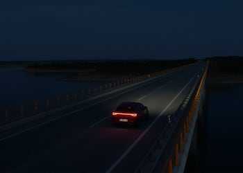SEAT testuje oświetlenie LED w najciemniejszym miejscu Portugalii