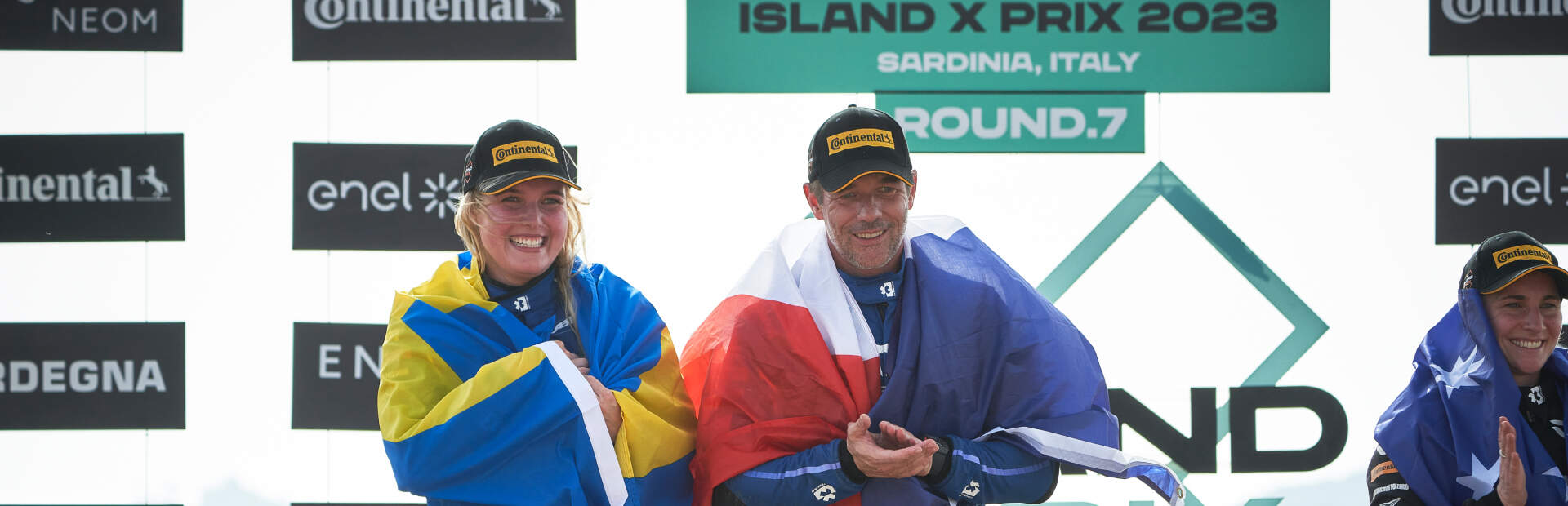 Podwójne podium dla zespołu ABT CUPRA XE w wyścigu Island X Prix na Sardynii