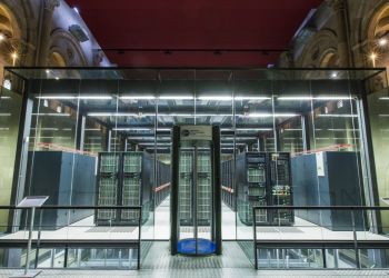 Superkomputer – rozwiązanie dla branży motoryzacyjnej