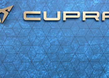 Robert Karaś kontynuuje partnerstwo z marką CUPRA. Zapowiedź nowego projektu artystycznego