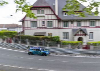 CUPRA EKS wygrywa pierwszą rundę FIA ETCR w Pau
